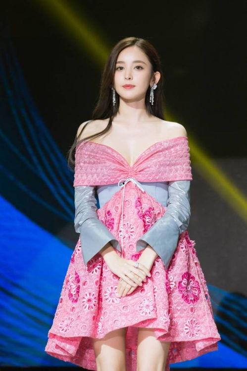 娱乐吃瓜君古力娜扎,从争议到蜕变,娱乐圈的异域美人之路 第2张 娱乐吃瓜君古力娜扎,从争议到蜕变,娱乐圈的异域美人之路 第2张