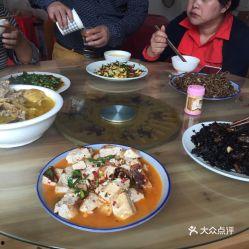 娱乐吃瓜酱景德镇,陶瓷之都的味蕾盛宴 第3张 娱乐吃瓜酱景德镇,陶瓷之都的味蕾盛宴 第3张