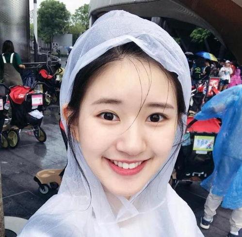 爱豆吃瓜娱乐酱赵露思,娱乐圈风波中的甜宠剧小花