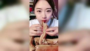 娱乐吃瓜酱女生先道歉,女生先道歉,揭秘娱乐圈道歉背后的真相 第2张 娱乐吃瓜酱女生先道歉,女生先道歉,揭秘娱乐圈道歉背后的真相 第2张