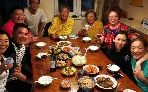 吃瓜娱乐圈泡菜是谁,网络红人的崛起之路 第2张 吃瓜娱乐圈泡菜是谁,网络红人的崛起之路 第2张