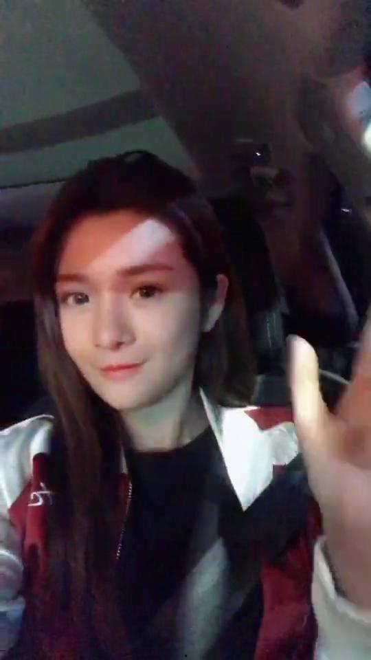 娱乐吃瓜酱男朋友一块钱,一块钱男朋友背后的社交现象与心理解读”  第1张
