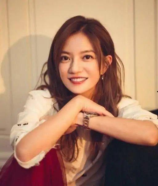 吃瓜娱乐圈赵薇,娱乐圈的瓜田女王,揭秘她的辉煌与争议 第3张 吃瓜娱乐圈赵薇,娱乐圈的瓜田女王,揭秘她的辉煌与争议 第3张