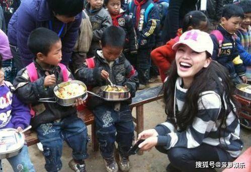 到处逛的娱乐圈吃瓜人是谁,揭秘娱乐圈幕后风云 第3张 到处逛的娱乐圈吃瓜人是谁,揭秘娱乐圈幕后风云 第3张