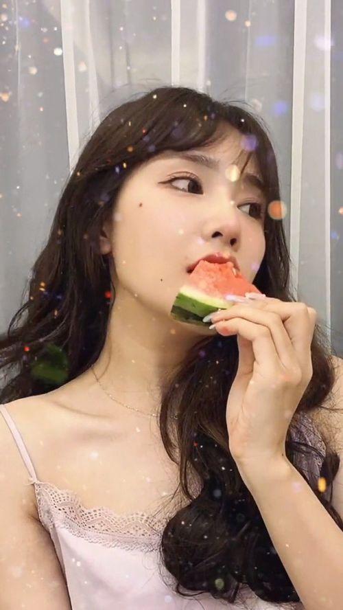 娱乐吃瓜酱喜欢的人,探寻她心中的理想伴侣 第3张 娱乐吃瓜酱喜欢的人,探寻她心中的理想伴侣 第3张