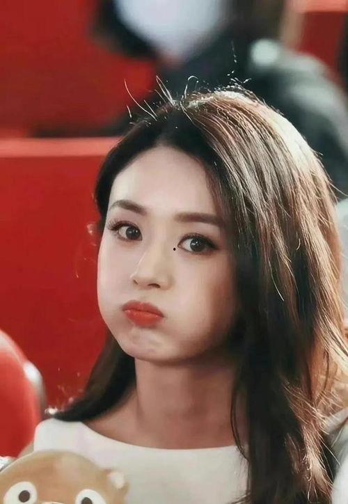 娱乐圈十大吃瓜明星,揭秘幕后故事与八卦风云 第2张 娱乐圈十大吃瓜明星,揭秘幕后故事与八卦风云 第2张