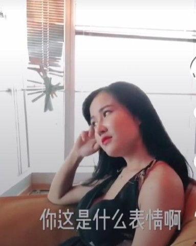 吃瓜娱乐小姐姐视频下载,热门视频下载攻略  第2张