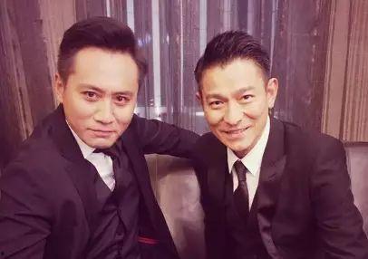 娱乐吃瓜酱刘烨,娱乐圈的“吃瓜酱”，揭秘明星幕后故事  第3张