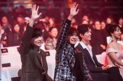 娱乐圈吃瓜博主有哪些人,揭秘幕后故事,揭秘明星生活点滴 第2张 娱乐圈吃瓜博主有哪些人,揭秘幕后故事,揭秘明星生活点滴 第2张