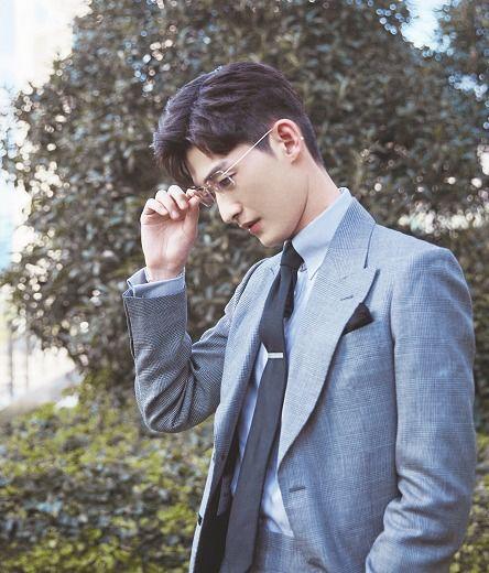 张翰吃瓜娱乐节目,瓜田李下，娱乐节目中的明星生活  第2张