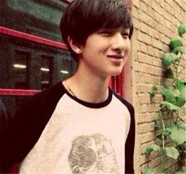 娱乐吃瓜李宏毅视频,娱乐圈幕后趣事大揭秘  第2张