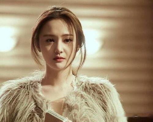 吃瓜娱乐圈爽文,瓜田里的甜蜜复仇记 第3张 吃瓜娱乐圈爽文,瓜田里的甜蜜复仇记 第3张