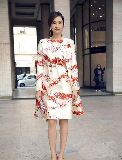 吃瓜娱乐圈吴佩慈,娱乐圈的瓜田女王，揭秘她的豪门生活与爱情故事  第2张